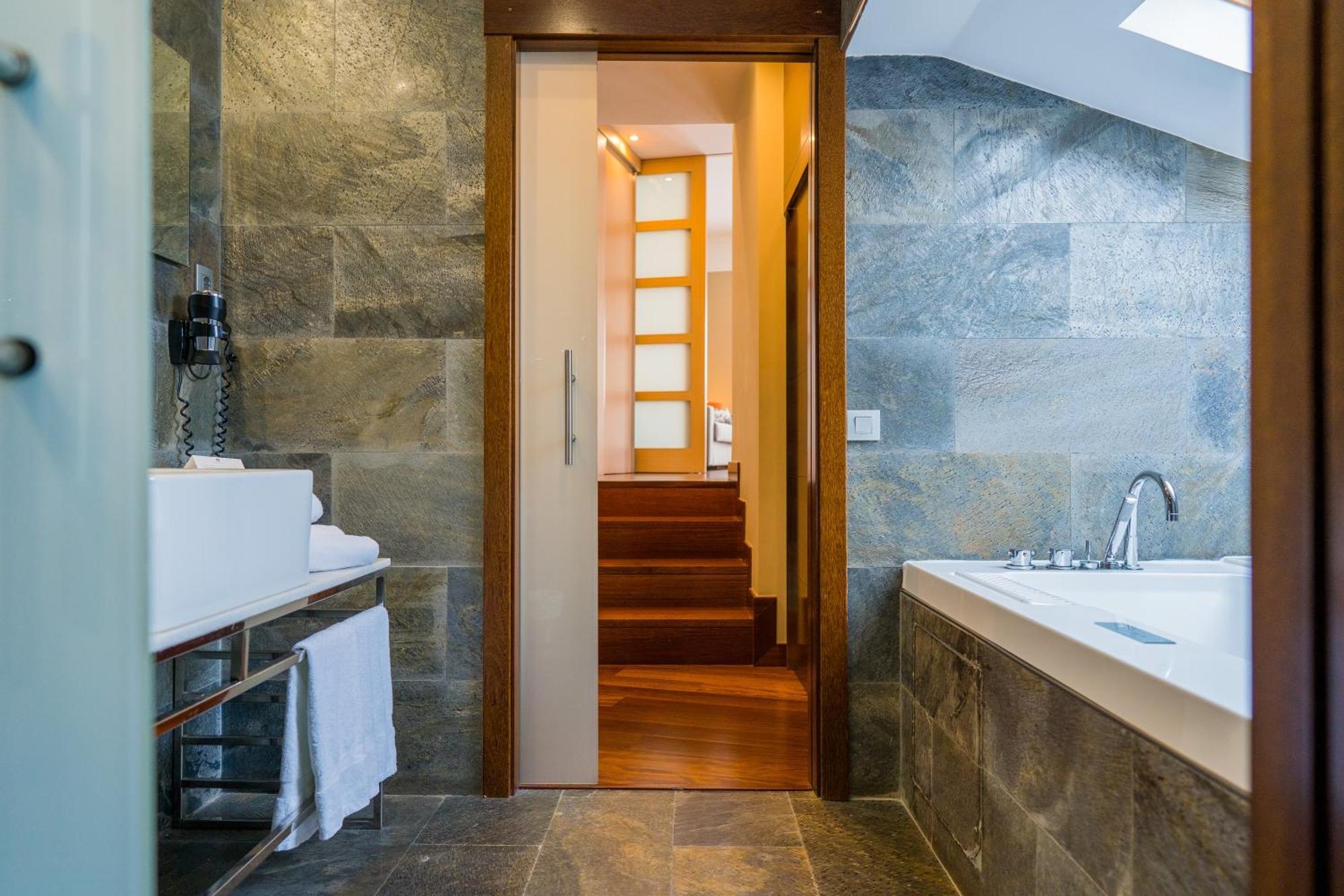 Hotel Compostela Santiago de Compostela Bagian luar foto
